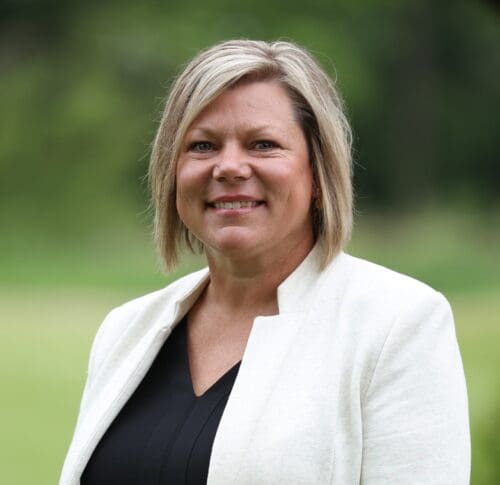 Lisa Jackson posing for a professional headshot